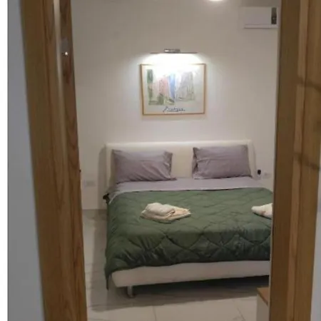 Apartman New!90sqm10minairport2bedrooms