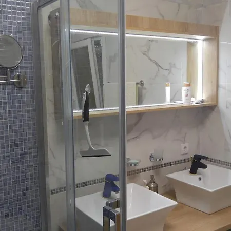 New!90sqm10minairport2bedrooms